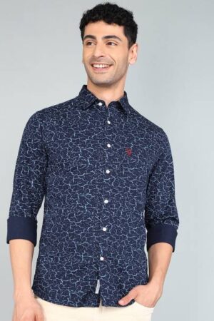 Men Regular Fit Graphic Print Button Down Collar Casual Shirt