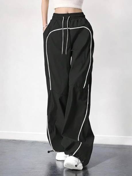 Women Regular Fit Black Cotton Blend Trousers